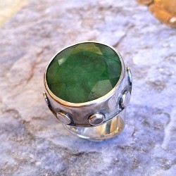 Anillo Esmeralda Tachas