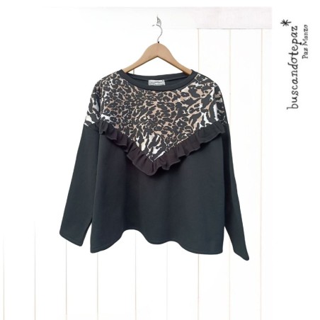 Polerón oversize vuelos Negro Print Franela