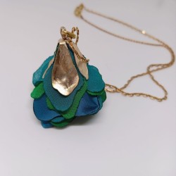 Collar Iris 5 de bronce en turquesa y verdes