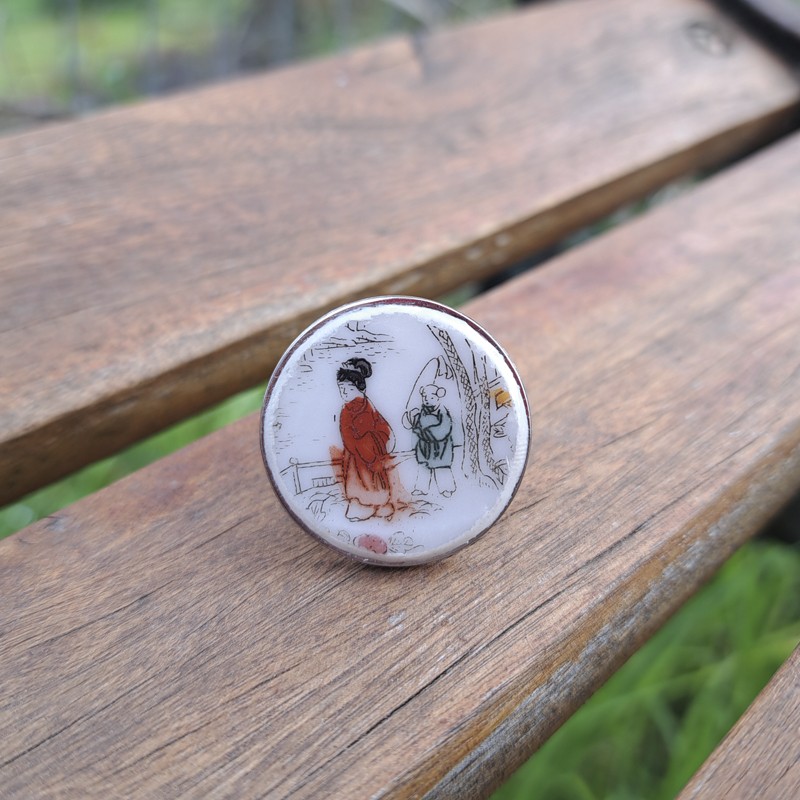 Anillo porcelana japonesa, geisha