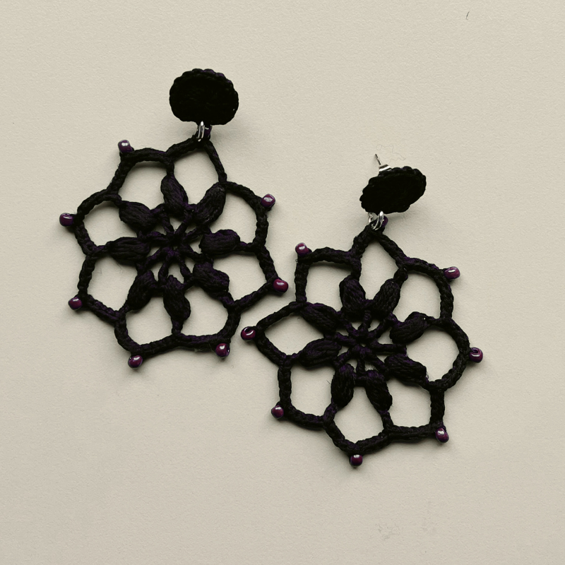 Aros Flor Mostacilla Burdeo