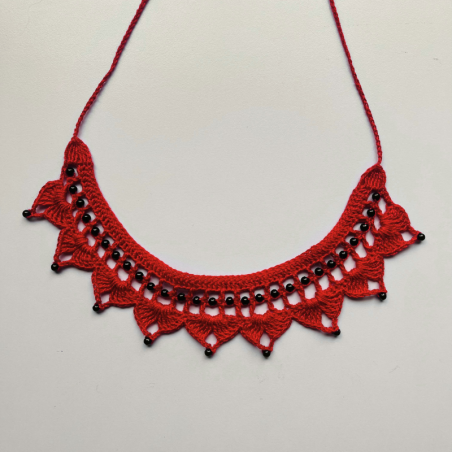 Collar Raíz Rojo