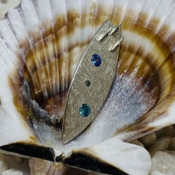 Collar Plata Tabla Surf y Cristales