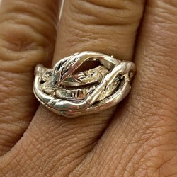 Anillo Plata Entre Lazos