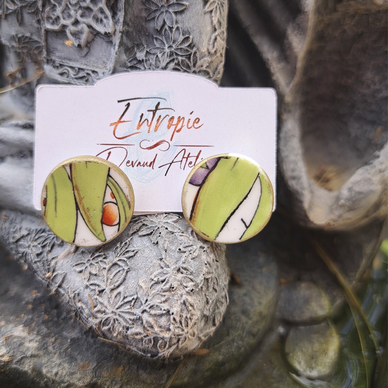 Aros con hojas verdes