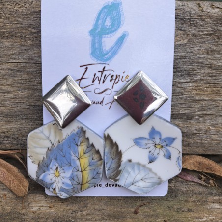 Aros hexágono hojas azules