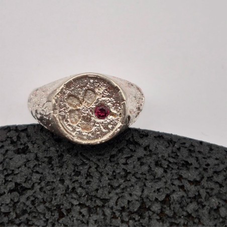 ANILLO SELLO GRANATE