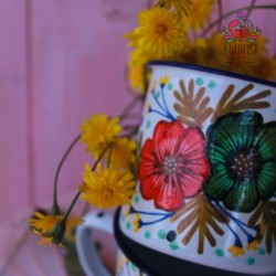 Jarrito enlozado mediano blanco flores