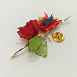 Pin Botón doble en rama rojos y turquesa
