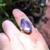 Anillo Amatista oval borde simple plata