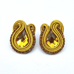 Aros gota dorado soutache