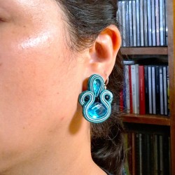 Aros gota y oval turquesa gris soutache