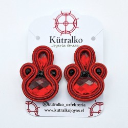 Aros gota y oval rojo soutache