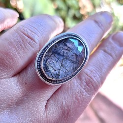 Anillo Cuarzo turmalinado oval plata