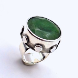 Anillo Esmeralda tachas redondo plata