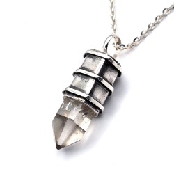 Colgante Punta Cuarzo relieve plata