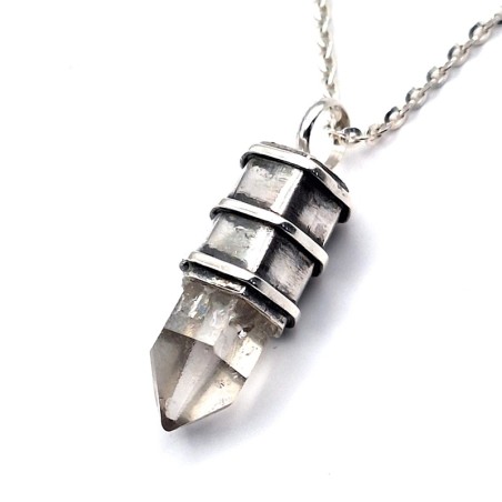 Colgante Punta Cuarzo relieve plata