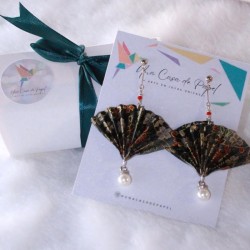 Aros origami abanico mediano perla