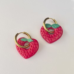 Aro Huggie Charm Frutilla