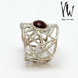 Anillo Coral Granate