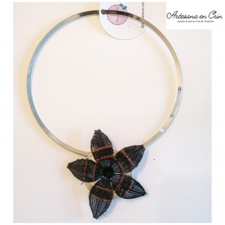 Collar Flor Negro Cobre